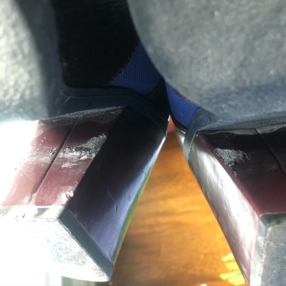 ALDO boots with horse hsir front. size 8-8.5 - Picture 5 of 5